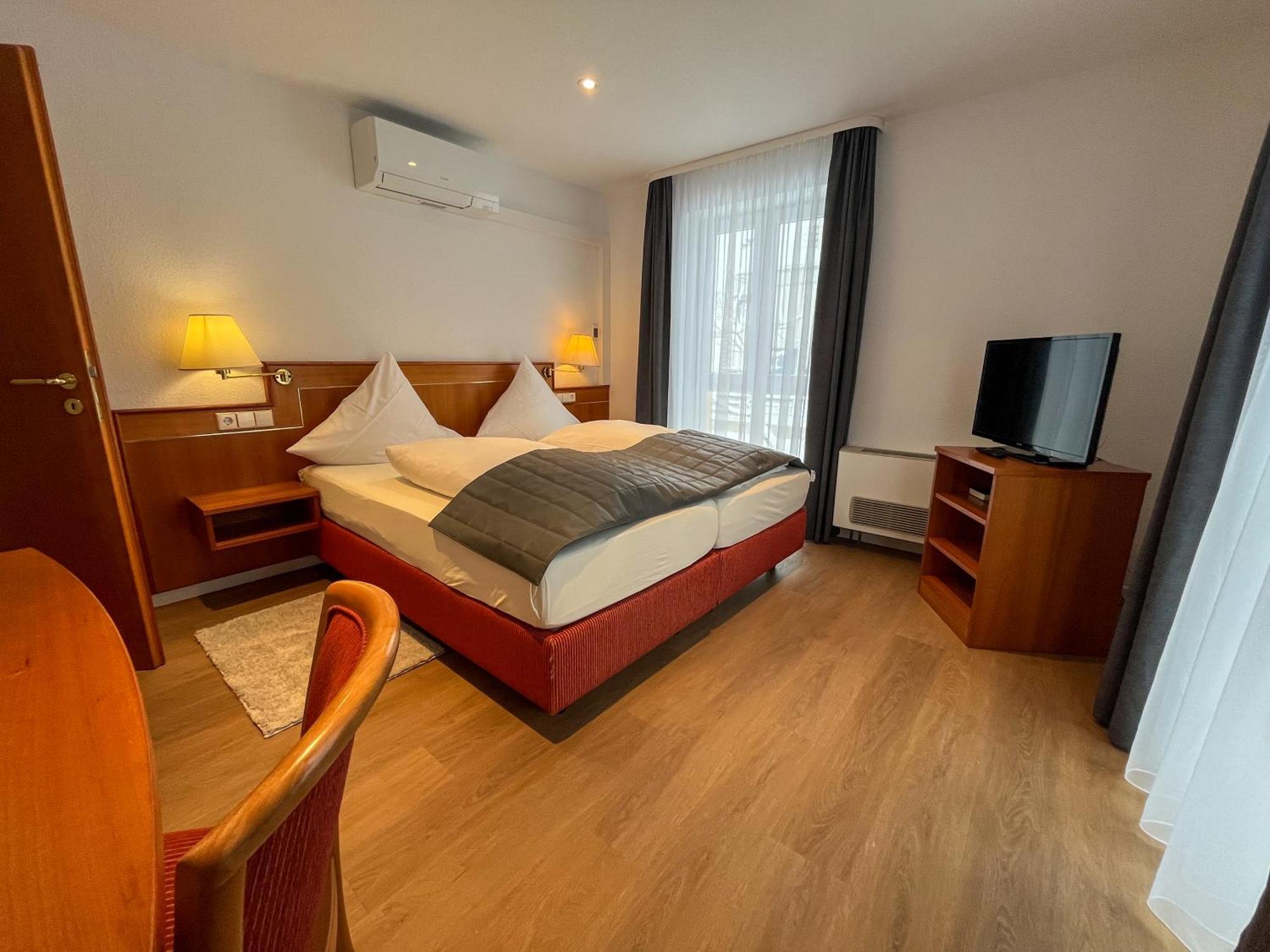 Akzent Hotel Atrium Baden Bad Krozingen Buitenkant foto