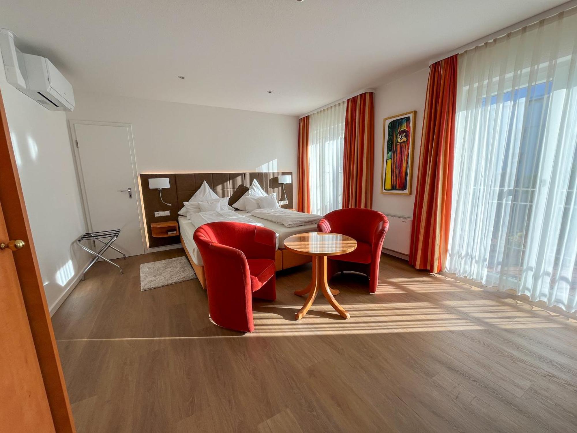 Akzent Hotel Atrium Baden Bad Krozingen Buitenkant foto