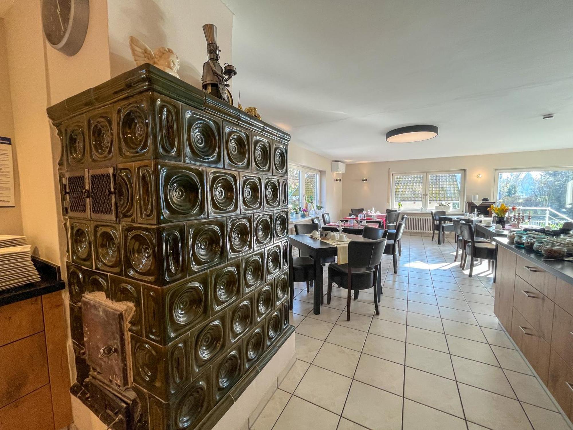 Akzent Hotel Atrium Baden Bad Krozingen Buitenkant foto